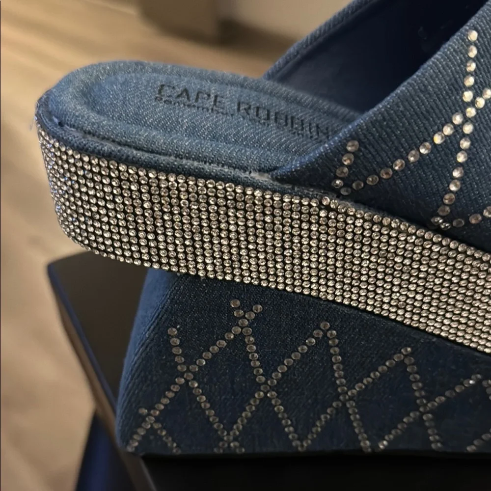 Cape Robbin❣️ Blue Denim Platform Wedge Mules/Slip-ons Women's Size 7 New in box